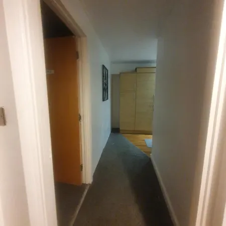 The Potteries 1, With Shared Kitchen And Shared Bathroom * Middlesbrough